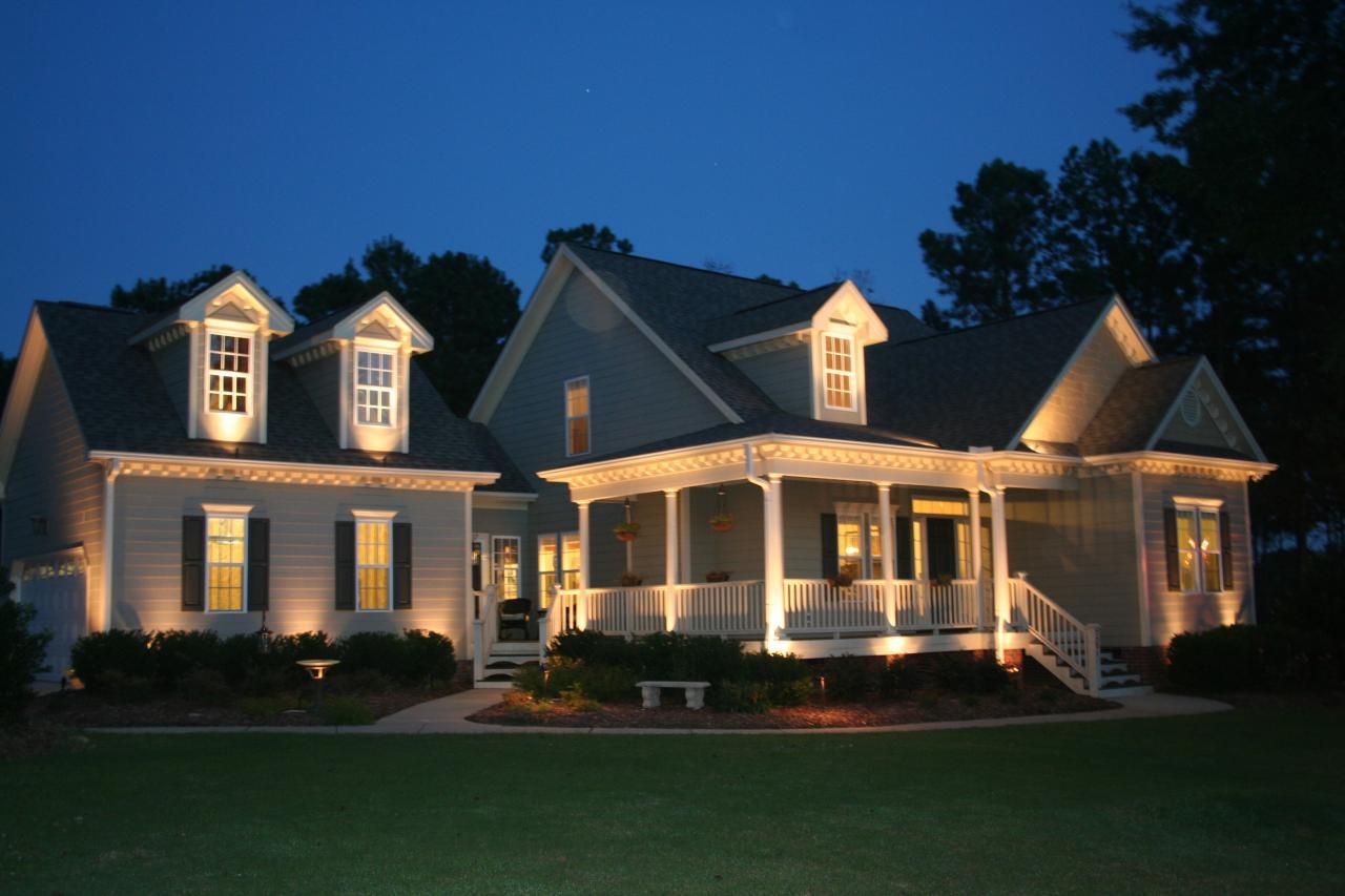 outdoor lighting company, pool outdoor lighting, outdoor lighting contractors, best lighting solutions, outdoor lighting construction